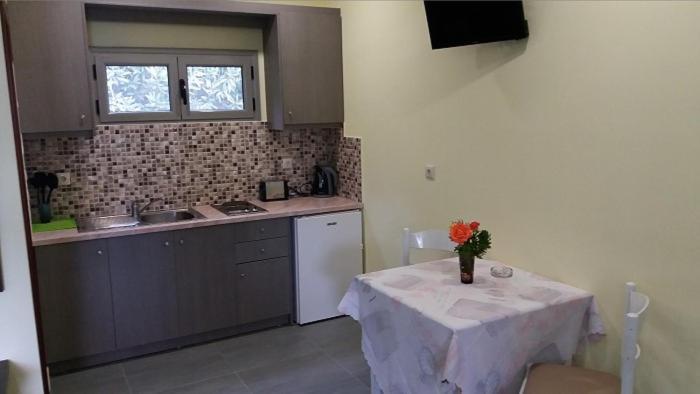 Agia Kiriaki Aparthotel *